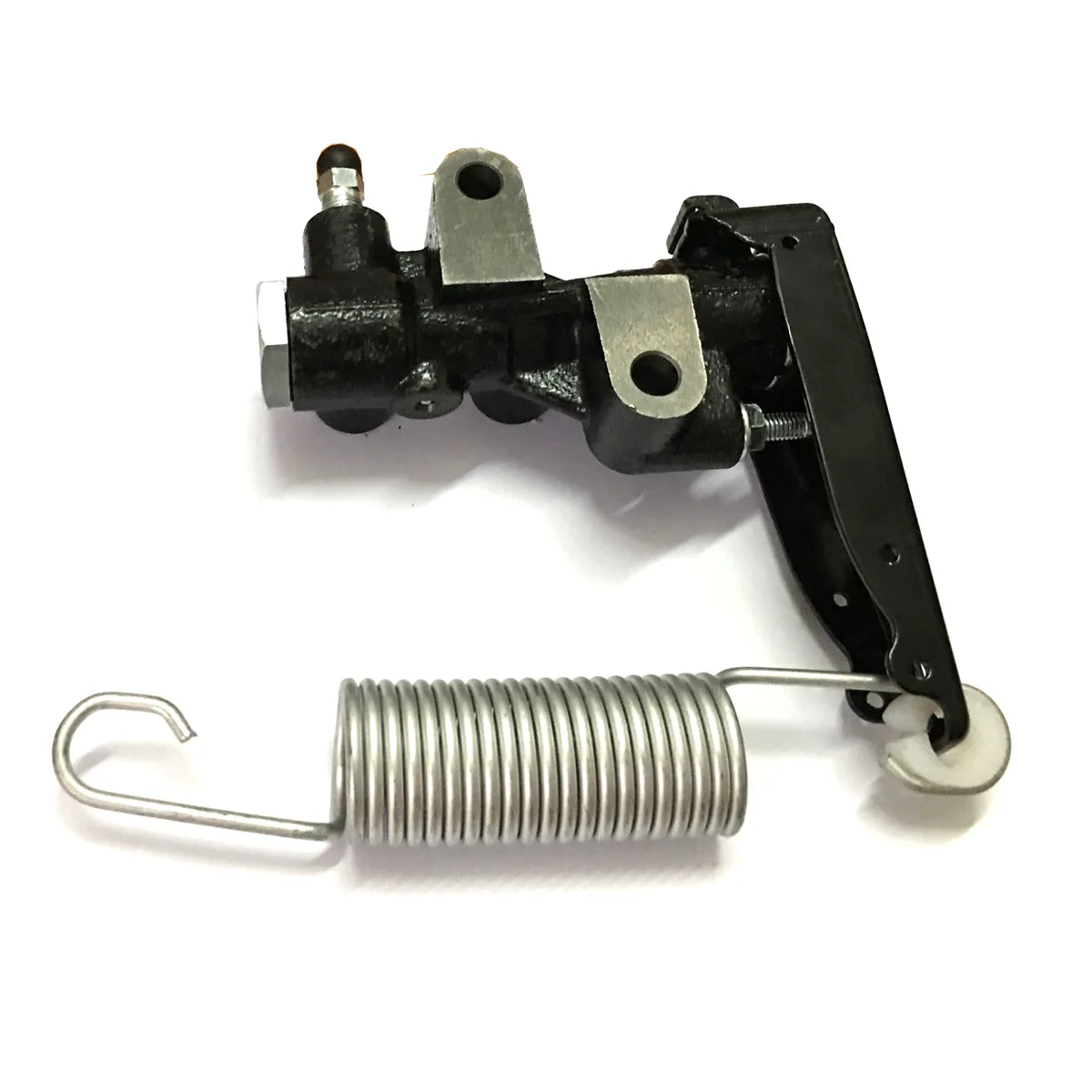 1X Load Sensing Brake Valve Fit For L200 Triton 4WD 2.0L 2.5L 2.8L 3.0L 1988-2007