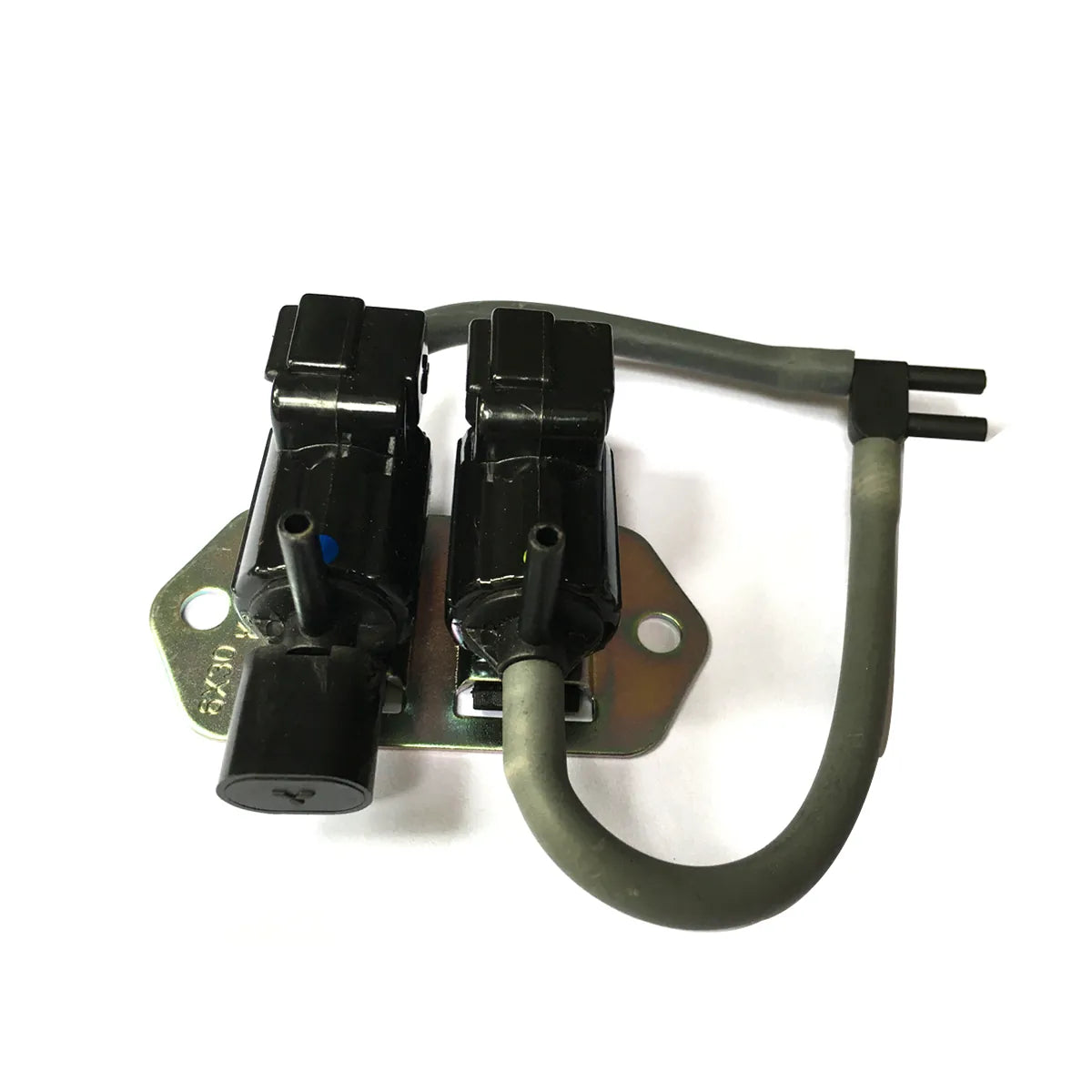 1X Free Wheel Clutch Solenoid Valve Fit For Montero Sport 4WD 3.0L 3.5L 6G74 6G72 96-04