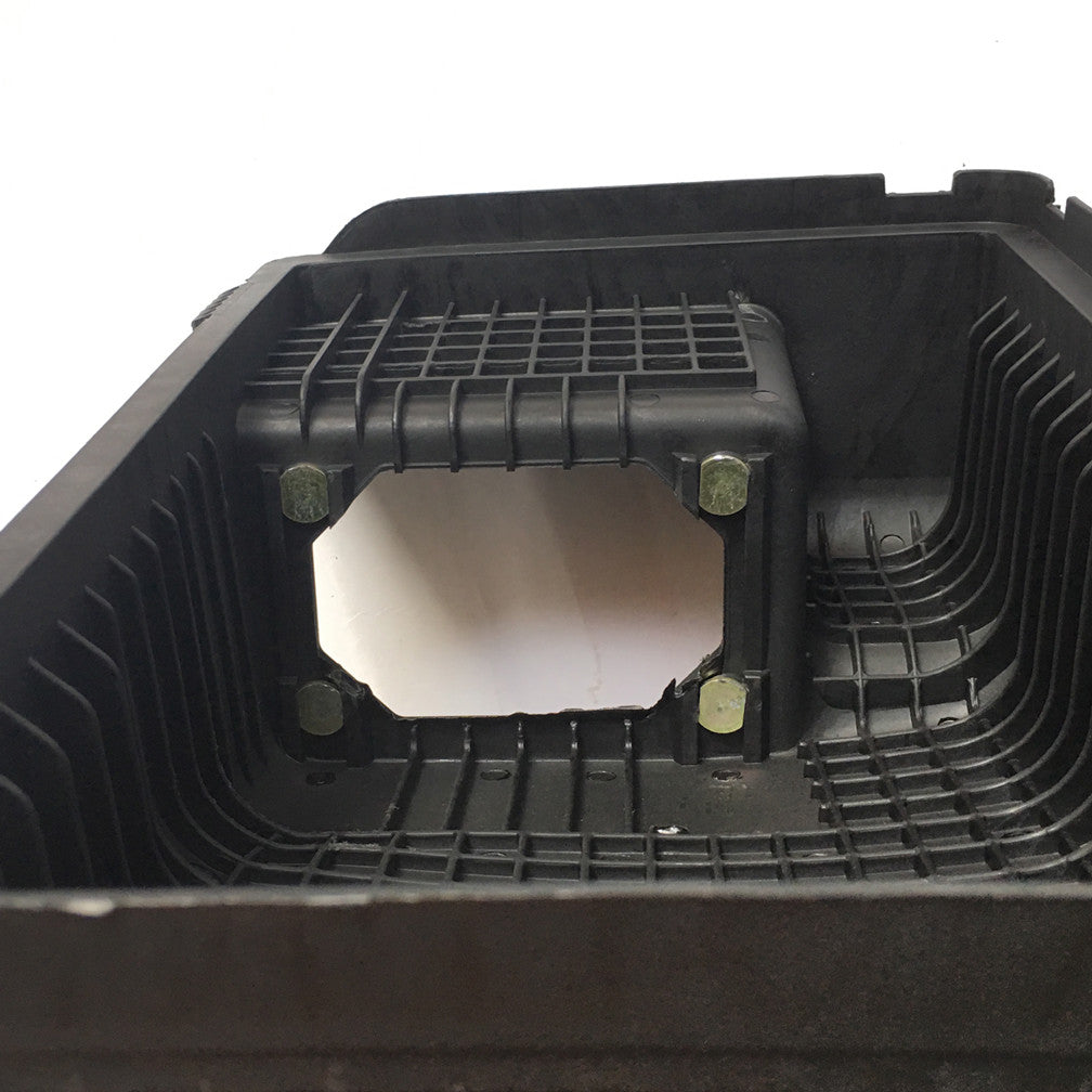 Top Upper Air Cleaner Cover For Pajero Montero V73 V75 V77 V83 V85 V87 00-06