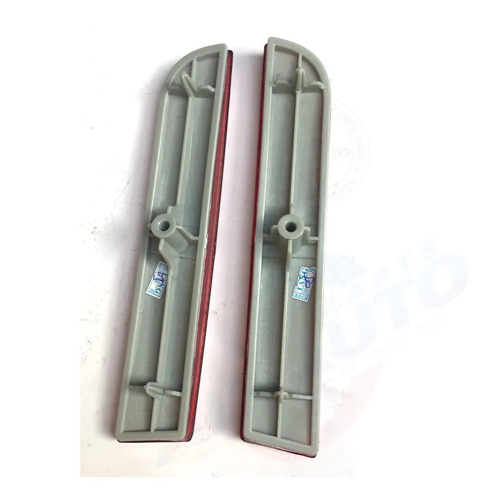 OEM MR515741 MR515740 Rear Left and Right Bumper Reflector Set for Mitsubishi Lancer Evolution X ASX Outlander Sport-1