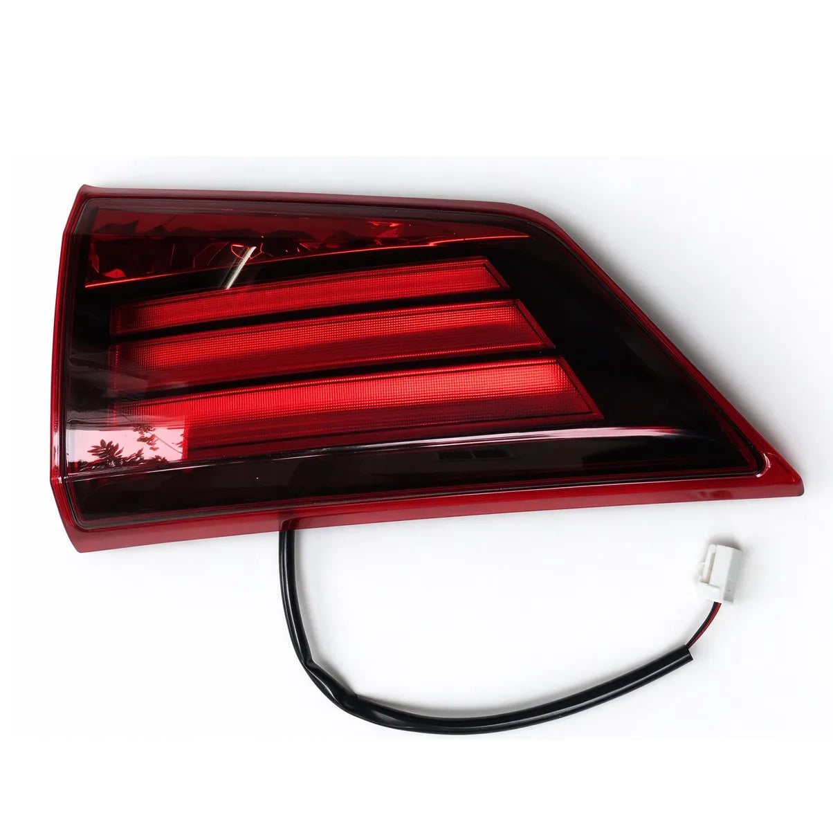 Right inner liftgate tail light assembly 8331A180 for selected Mitsubishi Outlander and Outlander PHEV models