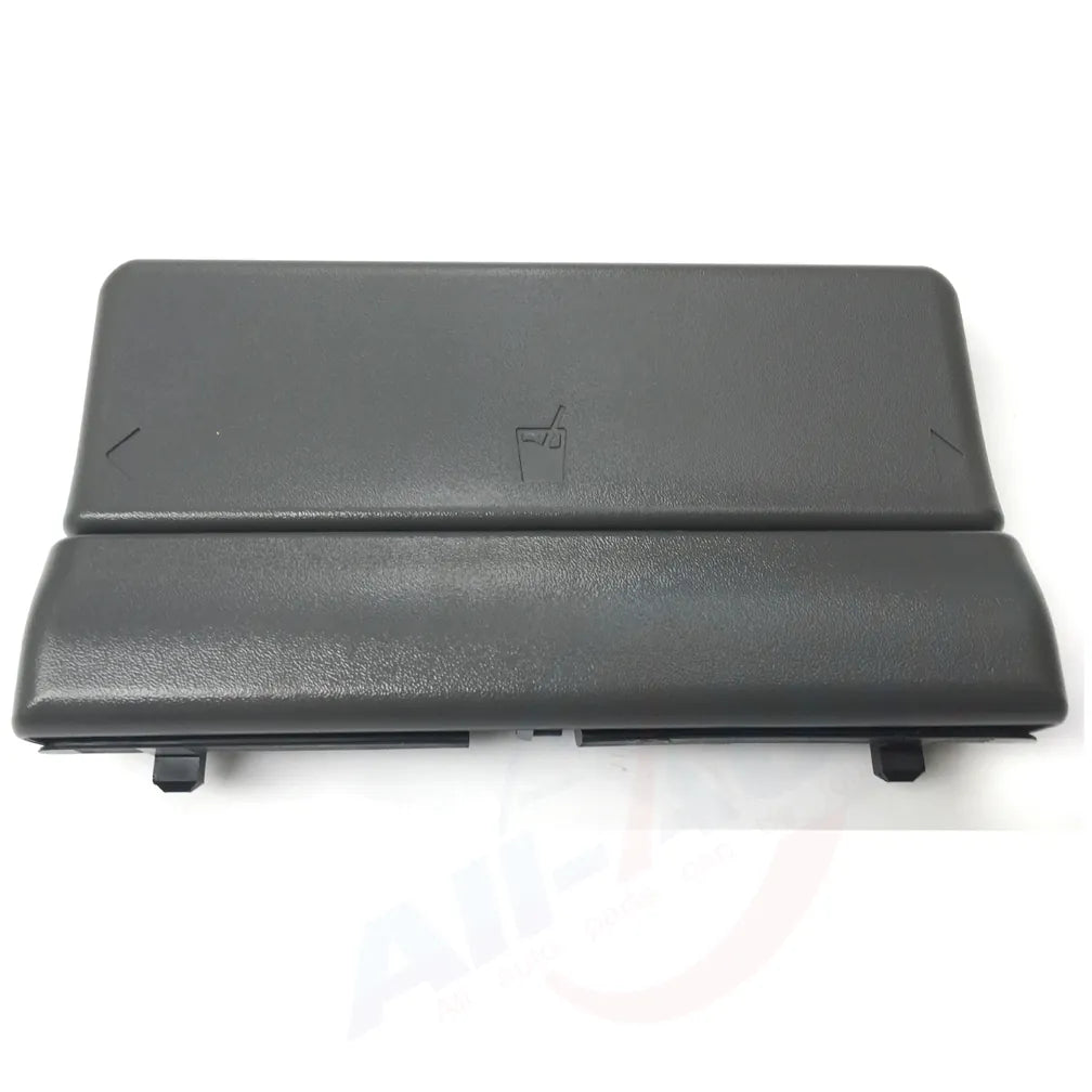 OEM MR610851 2nd Row Rear Black Seat Cup Holder for Mitsubishi Pajero Montero MK3 V73W nterior 